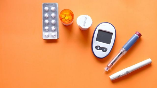 Remédios e dispositivos para exame