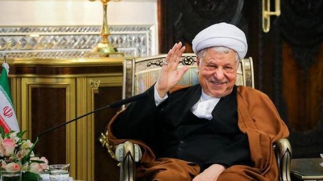 دولت دوم هاشمی رفسنجانی، سیاست «تثبیت» که در نقطه مقابل «تعدیل» بود در دستور قرار گرفت و طراحان تعدیل منزوی شدند