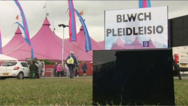 Blwch Newyddion 9