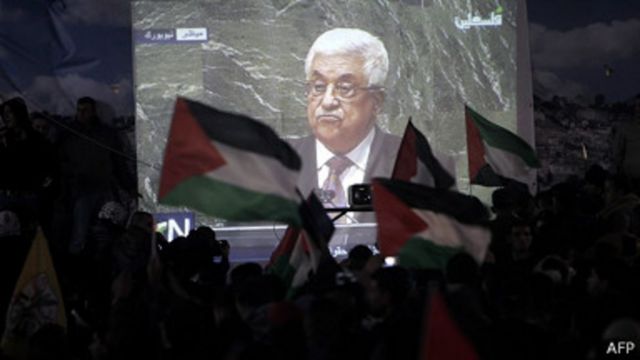 Le 29 novembre 2012, l'ONU a reconnu la Palestine comme un "État observateur non membre".