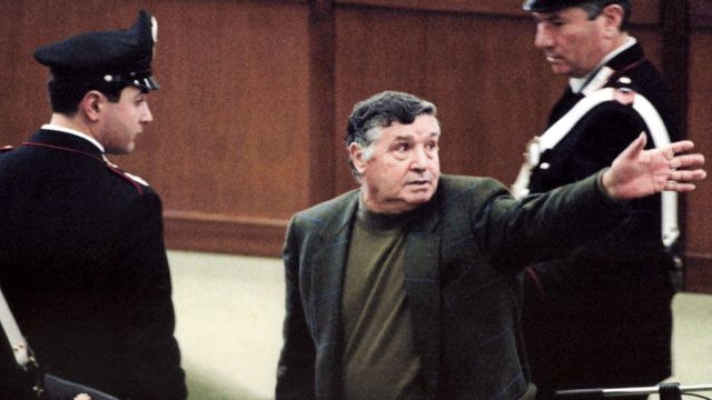 Salvatore Riina durante un juicio en 1993.
