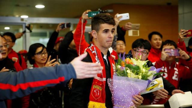 Oscar arrives in Shanghai