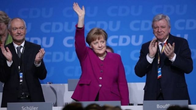 Laschet defends Merkel's position during refugee crisis