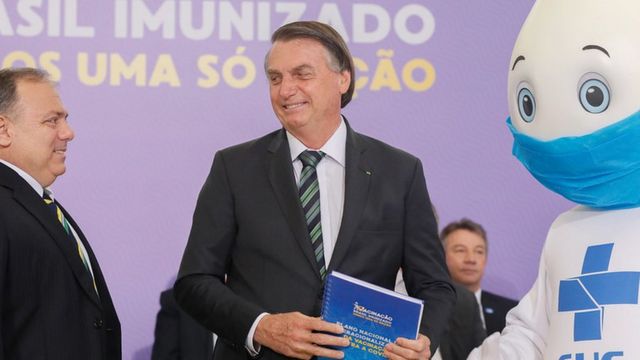 Bolsonaro diz que filha, de 11 anos, não irá se vacinar contra a