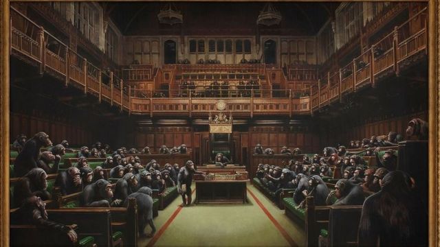 Британски парламент пун шимпанзи