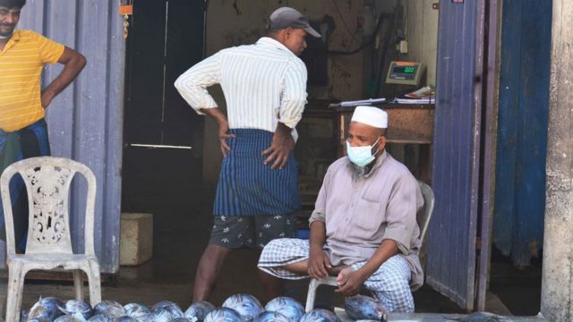 இலங்கை நெருக்கடி மீனவர்கள்