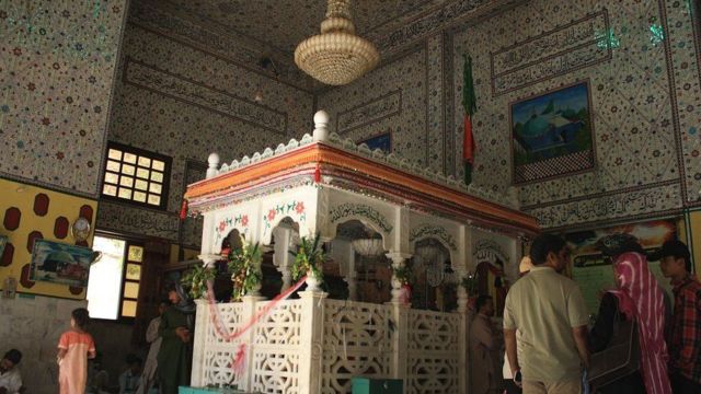 Shah Nurani shrine