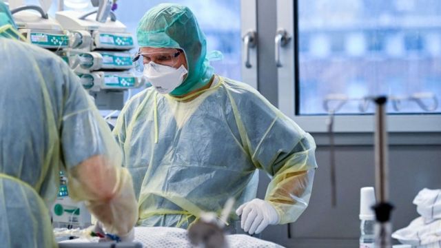 Health workers at the hospital