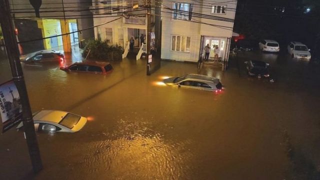 அமெரிக்க சூறாவளி ஐடா