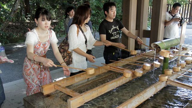 Washing basin at a Shinto shrine