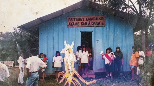 Igreja batista na aldeia de Lobó