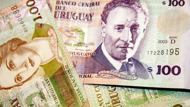 Billetes de Uruguay.