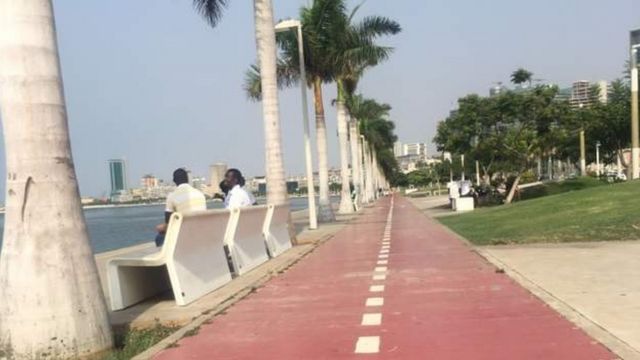 Angola inatazamwa kama nchi ambayo watu wake wengi hawana mtazamo hasi na matendo ya mapenzi ya jinsia moja.
