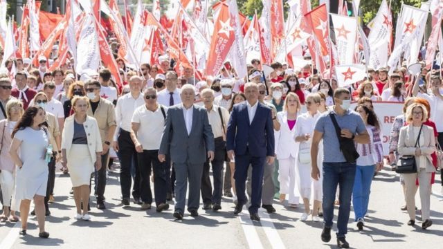 Комуністи та соціалісти