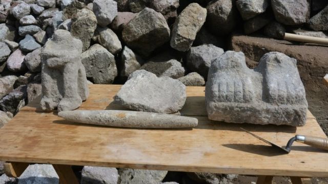 Figuras prehispánicas halladas en Albarradón de Ecatepec