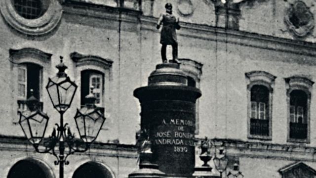 Estátua de José Bonifácio no Rio de Janeiro em 1895