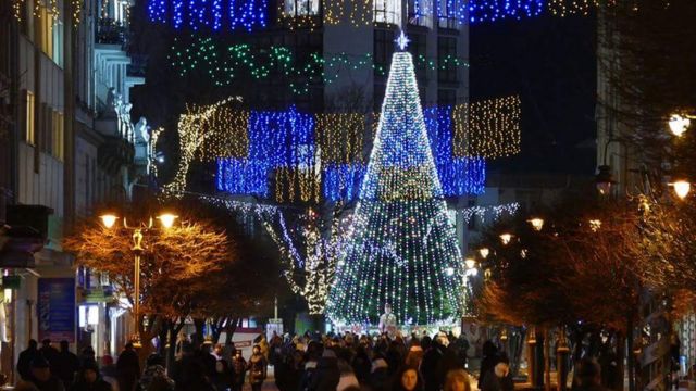 місто