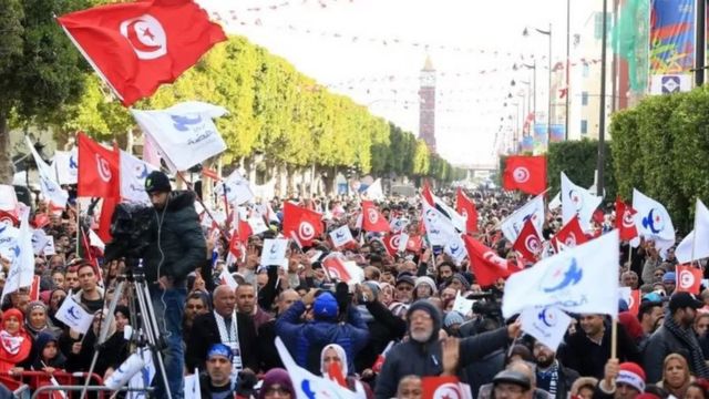متظاهرون في تونس (أرشيفية)