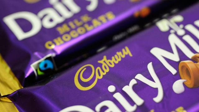 Cadbury shrinks size of Dairy Milk sharing bar - BBC News
