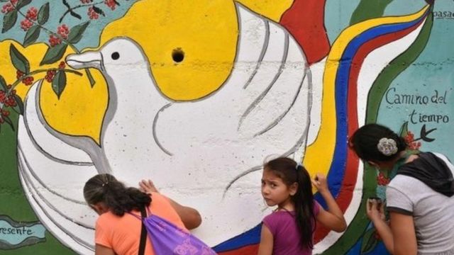 Umuhari wa FARC wari umaze imyaka 50 ugwana na reta