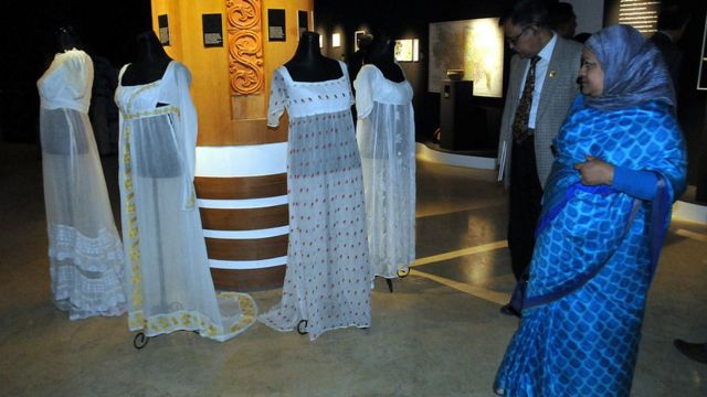 Exhibición de vestidos muselina en el Festival de Muselina en Dhaka en 2016.