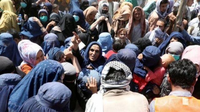 数千人从塔利班占领的城市逃离(photo:BBC)