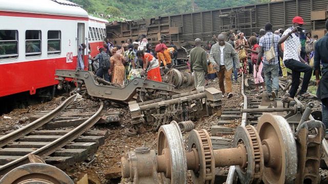 Des proches de victimes pensent que des ''défaillances et négligences" sont à l'origine de l'accident du train de la société Camrail.