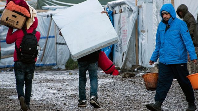 Des migrants dans un camp de réfugié à Calais, au Nord de la France le 7 mars 2016 (archives)