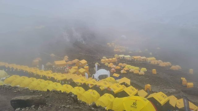 मनास्लु बेसक्याम्प