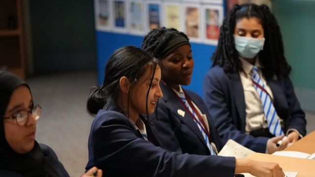 School Gril Xxx Com - Sex education: Could consent classes help end harassment? - BBC News