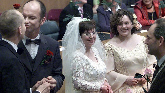 Casamento gay na Holanda em 2001