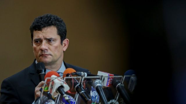 Moro em coletiva de imprensa