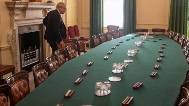 Boris Johnson en la Sala del Gabinete
