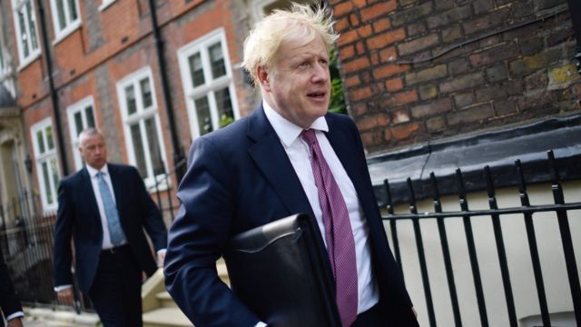 Primeiro debate entre candidatos a premiê do Reino Unido tem críticas a  Boris e China
