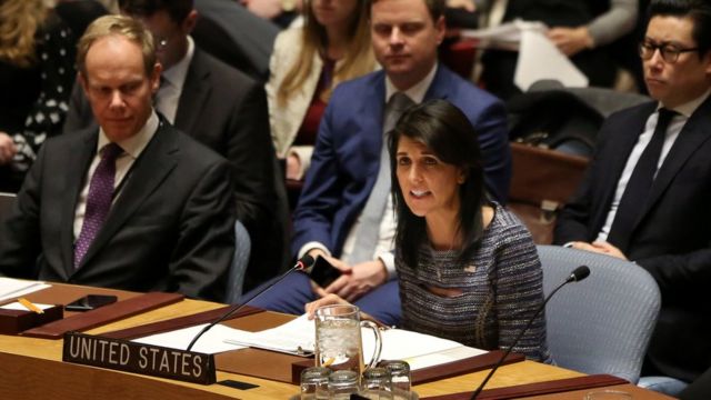 Đại sứ của Hoa Kỳ tại UN Nikki Haley tại cuộc họp của Hội đồng Bảo an Liên Hiệp Quốc hôm 22/12