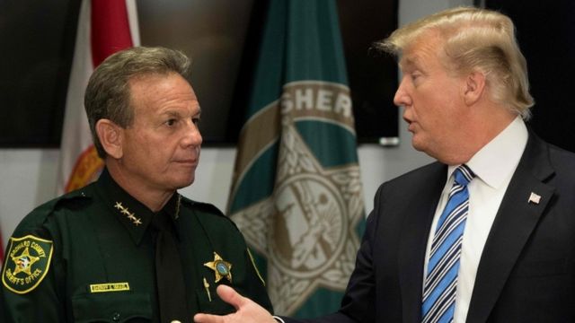 Donald Trump ve Şerif Scott Israel