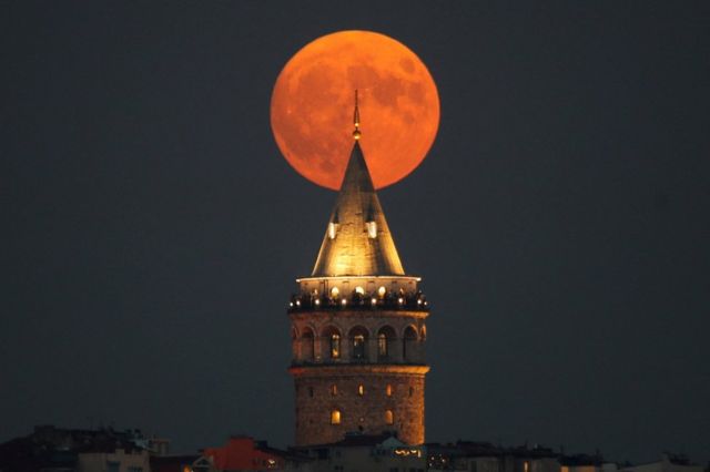 super blue moon Turki