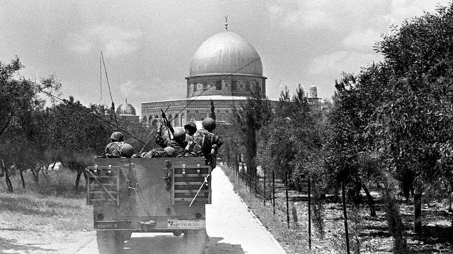 Israeli soldiers approach the Dome on the Rock June 7, 1967, in East Jerusalem, Israel on the day of its capture from Jordanian forces