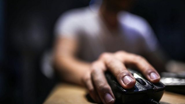 ஹேக்கர்