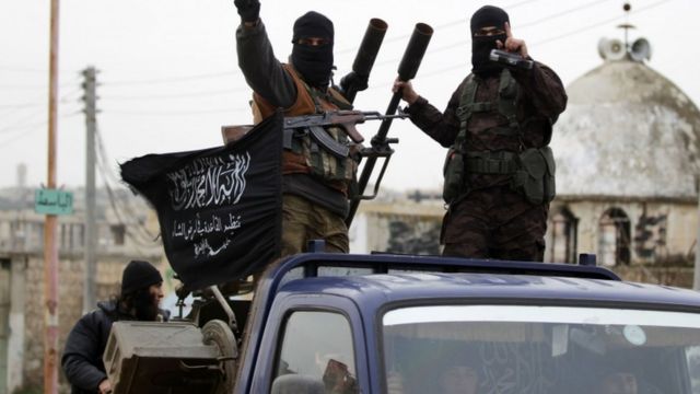 عناصر من هيئة تحرير الشام
