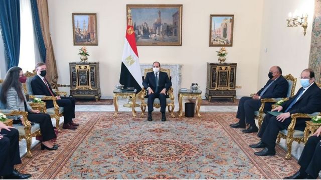 الرئيس المصري عبدالفتاح السيسي يستقبل مستشار الأمن القومي الأمريكي