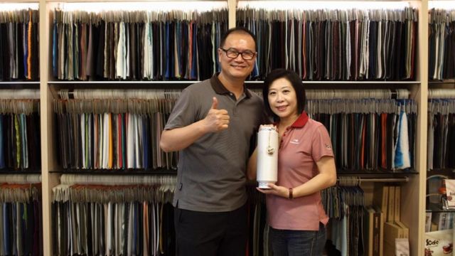Jason Chen y su esposa