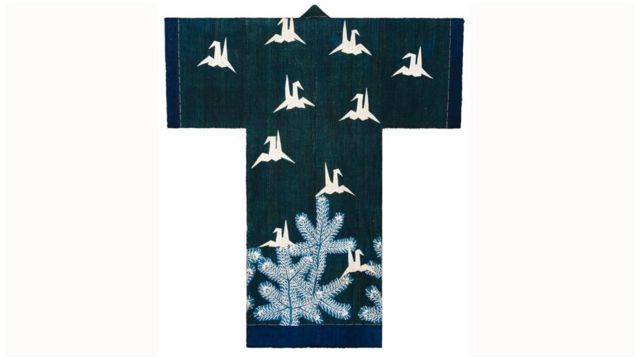 Kaimaki with origami cranes (credit:Textiles of Japan: The Thomas Murray Collection at The Minneapolis Institute of Art)