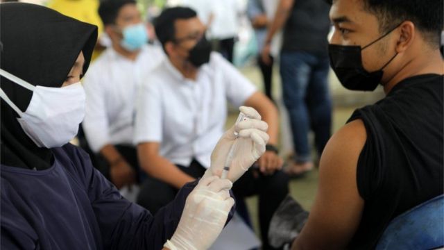 Indonesia có tỉ lệ tiêm chủng thấp mặc dù có nguồn vaccine của Trung Quốc