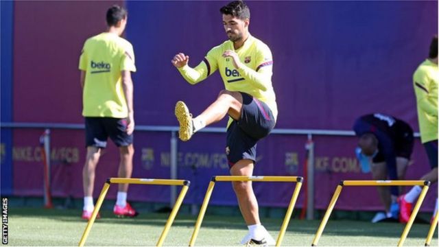 Luis Suarez training for Barcelona