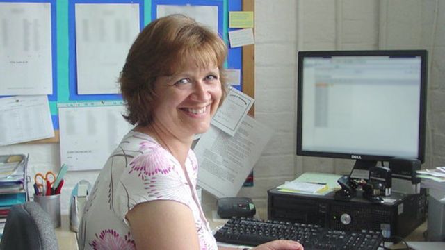 Diane Stewart avait travaillé dans des écoles primaires des villages de Steeple Morden et Fowlmere dans le Cambridgeshire.