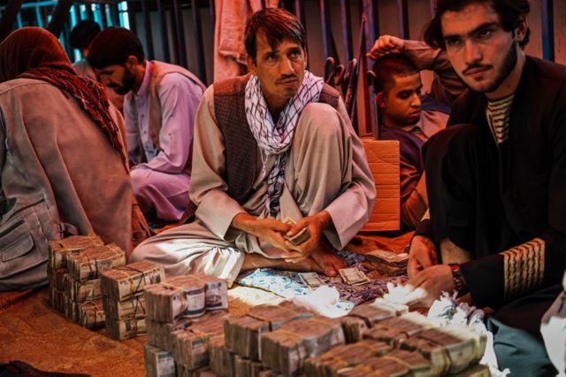Comerciantes afganos