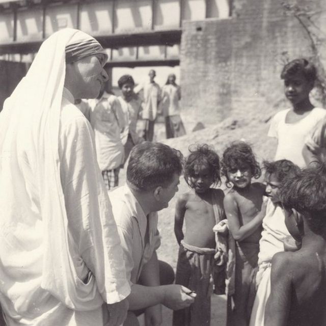 Madre Teresa de Calcutá foi quem mais cuidou dos pobres e defendeu for