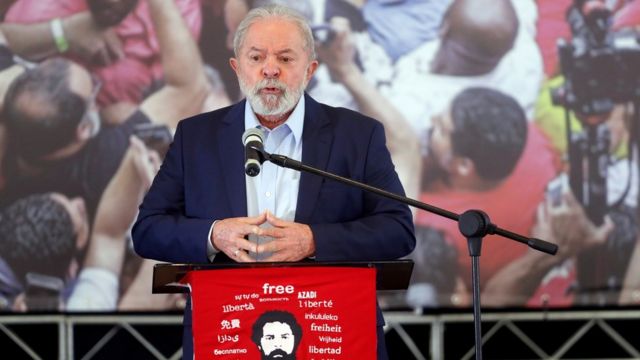 Lula faz discurso