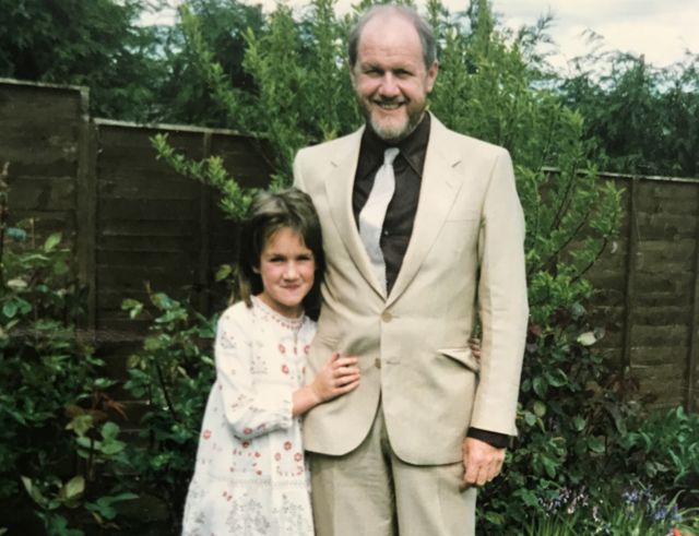 Robyn com o pai, David